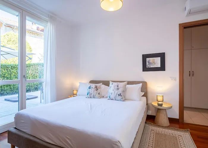 Blue By Wonderful Italy Bellagio