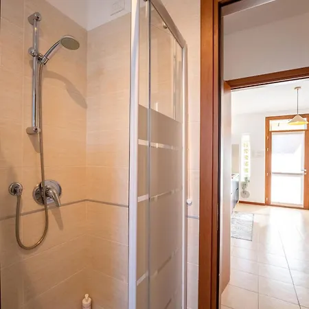 Blue By Wonderful Italy Daire *